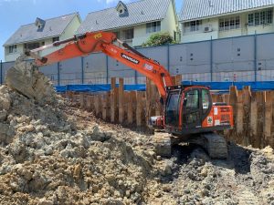 EarthMoving-16